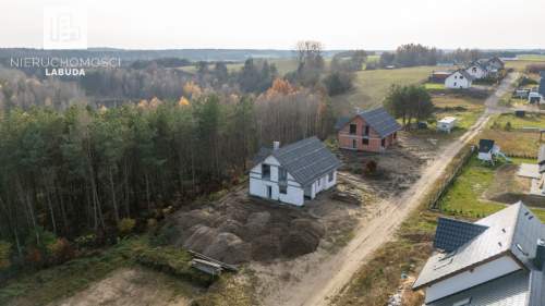 Dom przy lesie k. Gołubia stan surowy