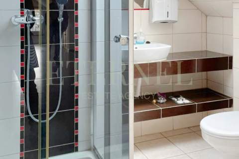 Przestronna siedziba firmy   350 m2 blisko centrum