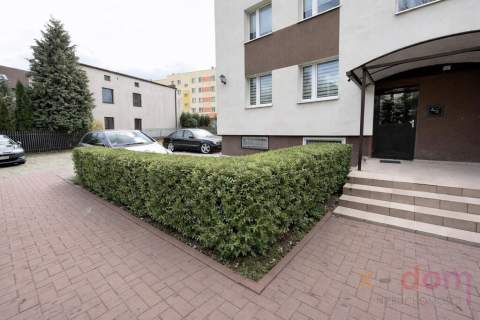 Ogrodzone 3 pokoje z miejscem parkingowym Śląska