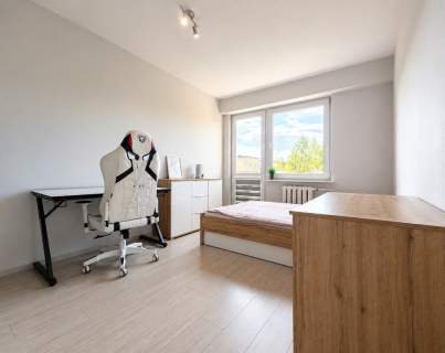 Gotowiec inwestycyjny, blisko uczelni, 6-lokatorów