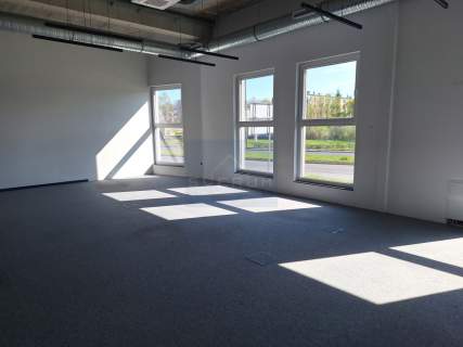 Duży lokal biurowy do wynajęcia/Parkitka