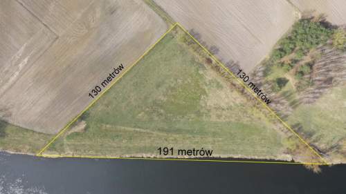 Działka z linią brzegową i warunkami zabudowy w sam raz dla Ci