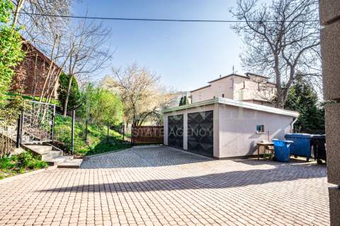 Sprzedaż działającej restauracji The Foodies