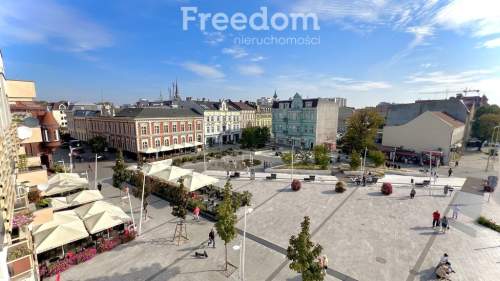 Plac Wolności 2 pokoje wyjątkowe miejsce Centrum.