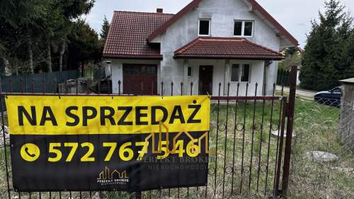 Dom w Kalinówce dla rodziny Blisko szkoły 