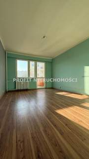 Kutno 3 pokoje, 1 piętro, loggia.