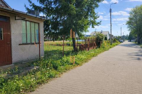 Teren inwestycyjny - centrum Łomianek ul. Agawy