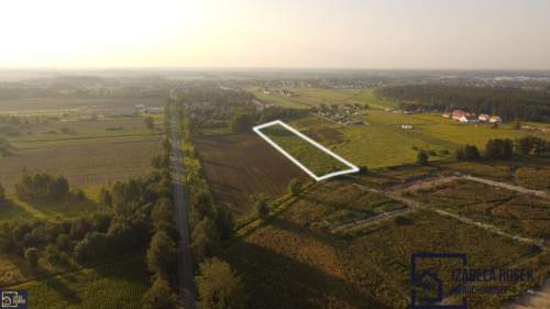 Działka budowlana blisko lasu