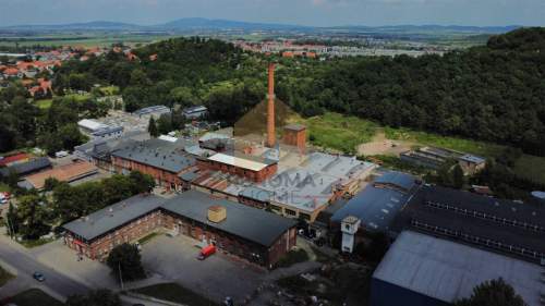 Hale o pow. 13000m2 w Bielawie