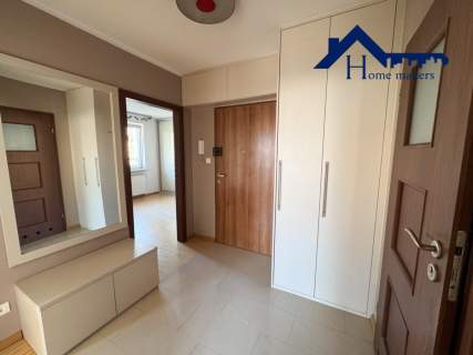 2 pokoje Balkon Garaż Komórka
