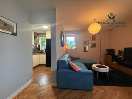 Jędrzejów/mieszkanie 2pok. /po remoncie/balkon