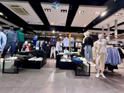 Galeria Mazurska- lokal w głównym ciągu, parter