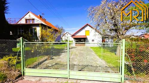Dom wolnostojący z dużą działką , tylko 8 km od Br