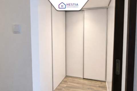 Przestronne mieszkanie z antresolą w Centrum