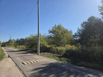 pod rezydencje, bliźniaki, drzewa, możliwy podział