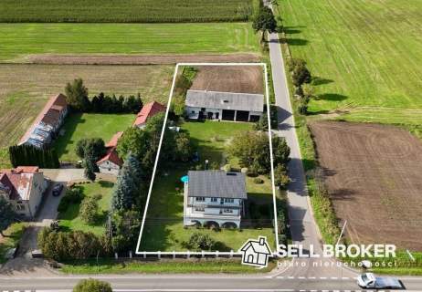 Dom wolnostojący 270 m2 budynki gospodarcze