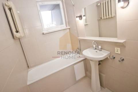 3 pokoje 58 m balkon Jawor