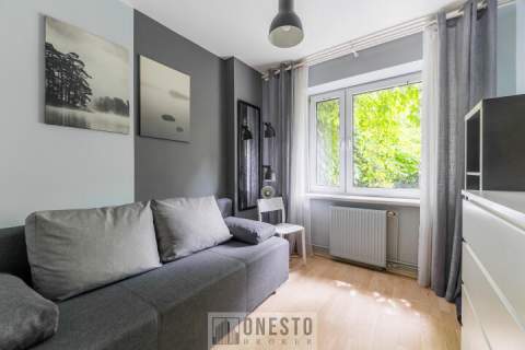 Dom 5 sypialni 2 łazienki sala kinowa, altana z kominkiem