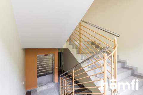 Przestronne studio z balkonem - Myśliwska, Migowo