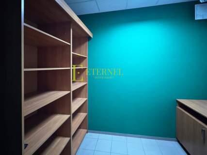 Przestronny lokal na sprzedaż 83m2, 4 pomiszczenia