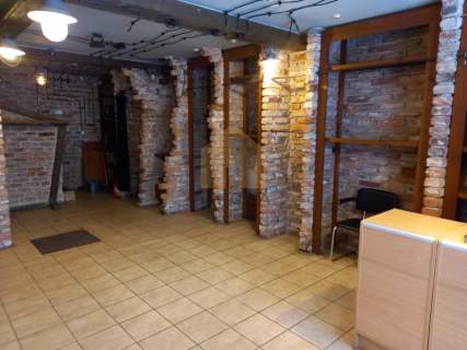 Nieruchomość komercyjna na sprzedaż, 65,5 m2, Nowa Ruda