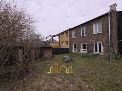 Inwestycyjnie Kamienica z 4 lokalami 35m