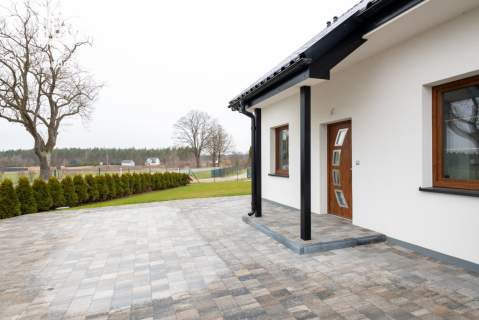 Gotowy do wprowadzenia - częściowo umeblowany