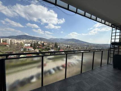 Mieszkanie z widokiem - 3 pokoje, duży balkon