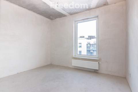4 pokojowy, dwupoziomowy apartament, 84 m2