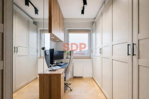 Taras 80 m2 na dachu Pełne światła 4 pok z balkonem