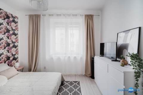 Jasne,wysokie mieszkanie 50m w Pionkach