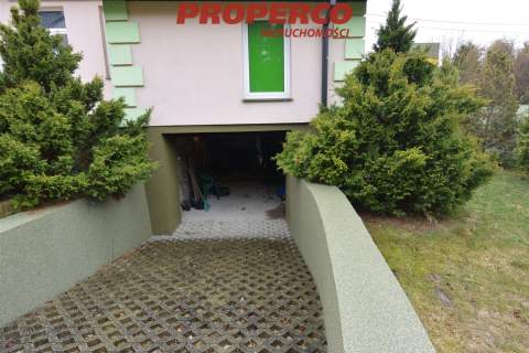 Budynek usługowo-mieszkalny pow. 210m2, Suchedniów