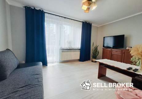 Dom wolnostojący 270 m2 budynki gospodarcze