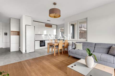 Narwik 25 3 pokoje balkon garaż komórka