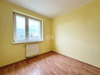 Wysoki Parter Balkon Teren Zamknięty BliskoCentrum