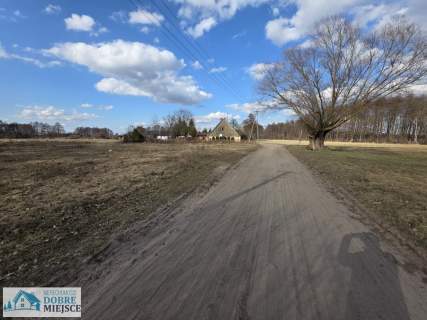 Działki budowlane nad jeziorem   Kornelin