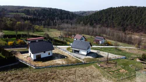 Nowy dom koło Zalewu Dobczyckiego