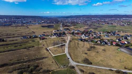 Budowlano-usługowa bad. gruntu inwestycja 8 lokali