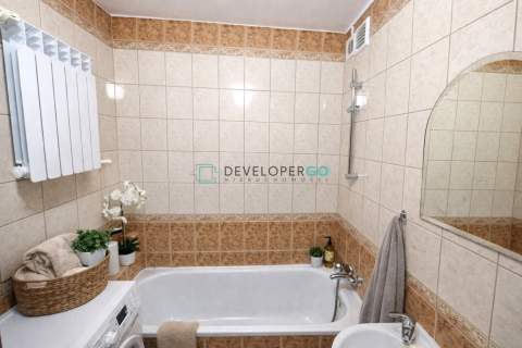 3 pokoje 48 m balkon piwnica