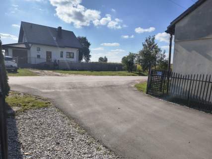 Dom z warsztatem mechanicznym i dużą działką