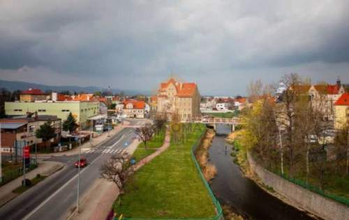 Nieruchomość komercyjna na sprzedaż, 2398 m2, Dzierżoniów