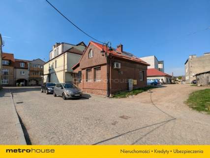 Przestronny lokal w centrum Karlina.