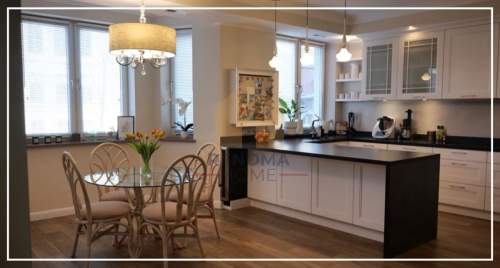 Apartament w centrum/garderoba/2 łazienki/1 piętro