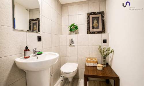 Apartament w cichej i spokojnej okolicy. Kameralne