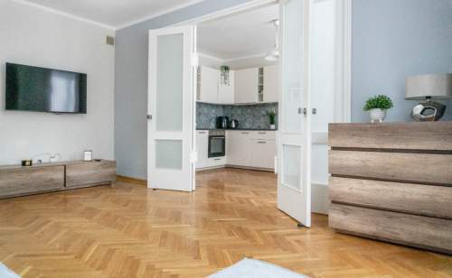 CICHE PRZESTRONNE/ Rondo ONZ/ ŚRÓDMIEŚCIE /3 POK
