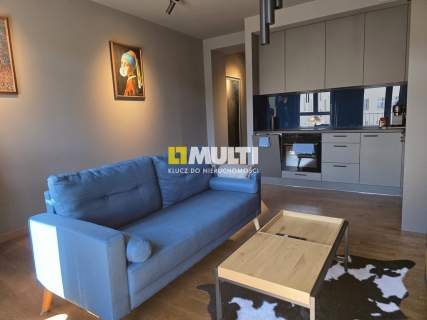 Loft 42 m2 - 2 pok. garaż, winda i piwnica.