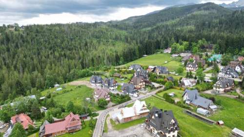 Połowa bliźniaka, budynek mieszkalny, 170m2.