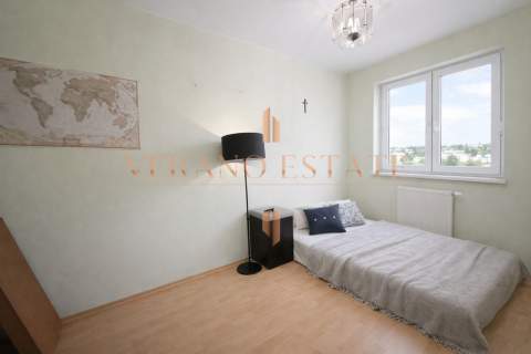 Przestronne 2 pokoje 44 m loggia garaż