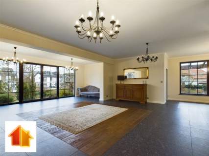 Białołęka Dom 390 m 8 pokoi garaż 4 auta staw