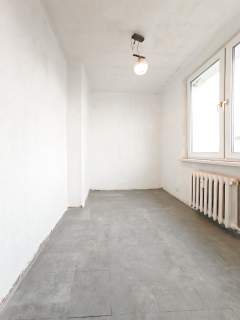 Mieszkanie 52 m 2/3 pokoje 3 piętro Rynek balkon